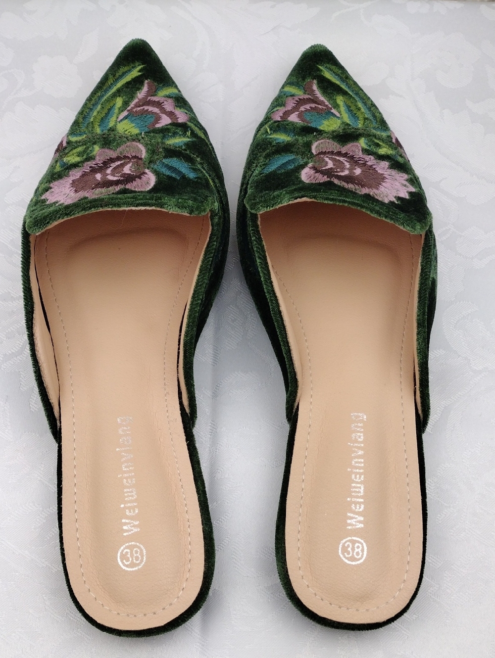 Weiweinvlang Dark Green Floral Embroidered Velvet Point Toe Low Heel Mule Shoe - Picture 6 of 16